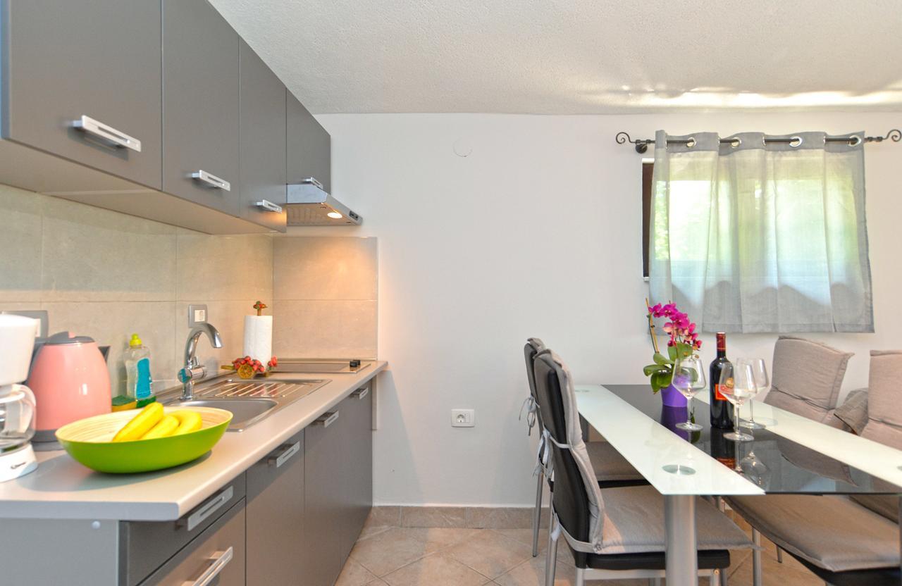 Apartment Vesna 1642 Pula Exterior photo